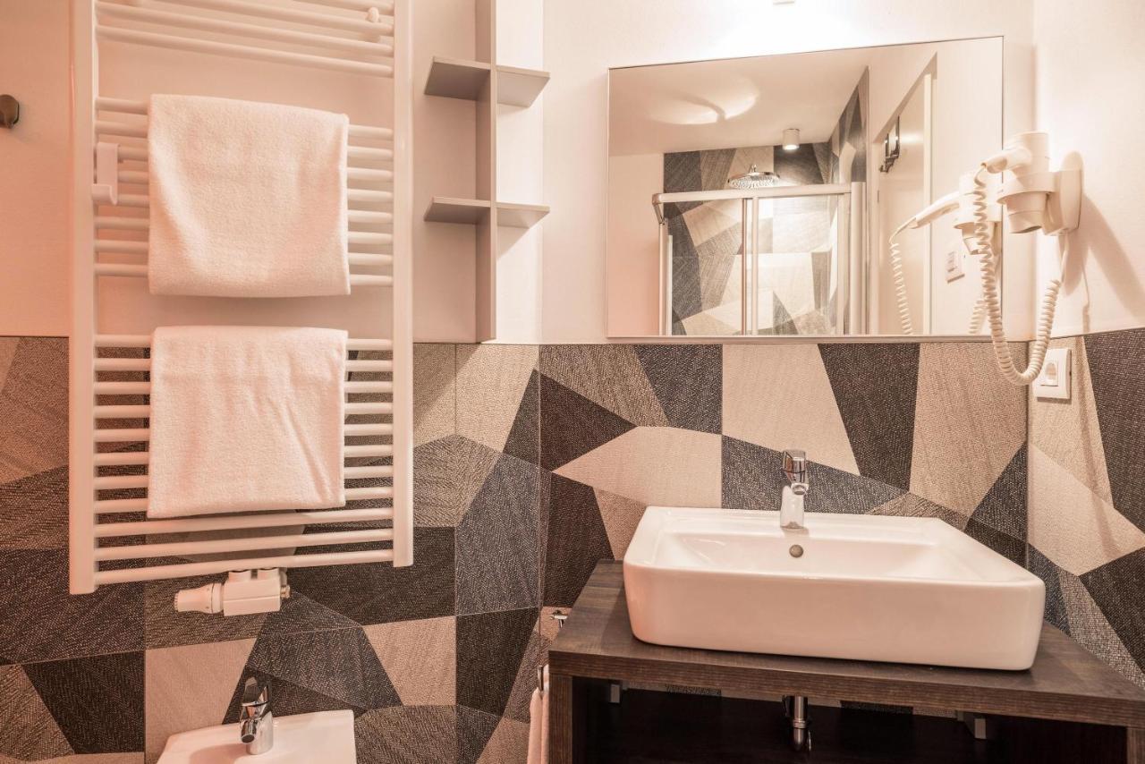 Apartment Cinch Residence Bun Ste サン・ヴィジリオ・ディ・マレッベ エクステリア 写真